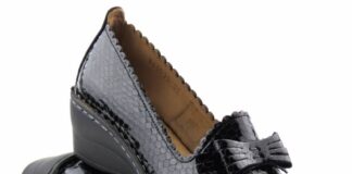 czółenka na koturnie