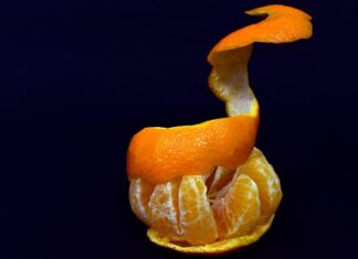 Jak zmiękczyć skórkę cytryny?